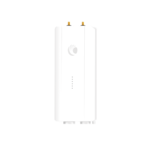 2 Gbps /ePMP FORCE4600C para PTP de alto Desempeño / Wi-Fi 6E / 2 Gbps / 5725 - 7125 MHz / Conectorizado / Con puerto SFP+ / Incluye PoE y Cable de alimentación